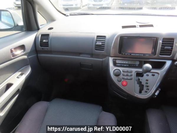 Used 2004 AT toyota wish ZNE10G Image[18]