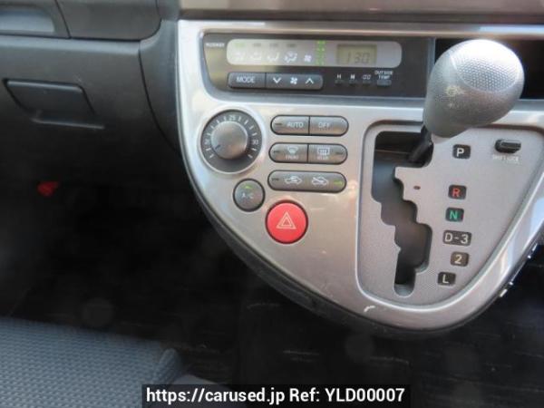 Used 2004 AT toyota wish ZNE10G Image[23]