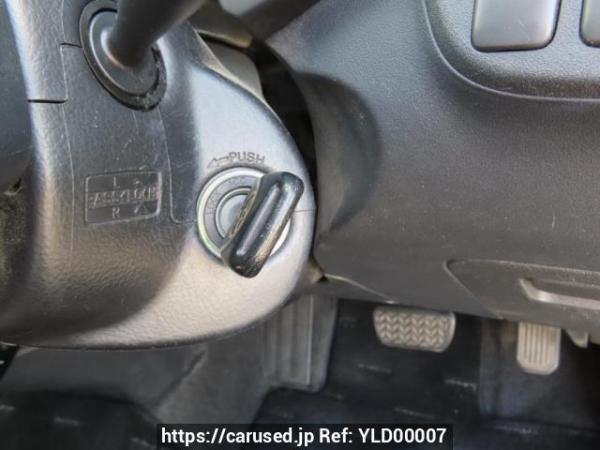 Used 2004 AT toyota wish ZNE10G Image[26]