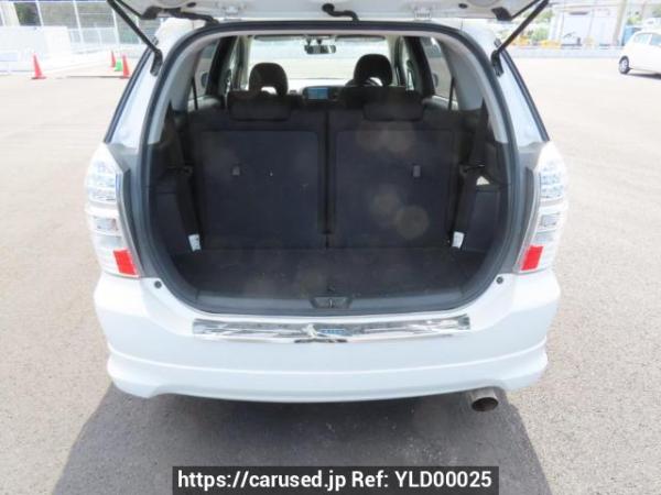Used 2004 AT toyota wish ZNE10G Image[8]