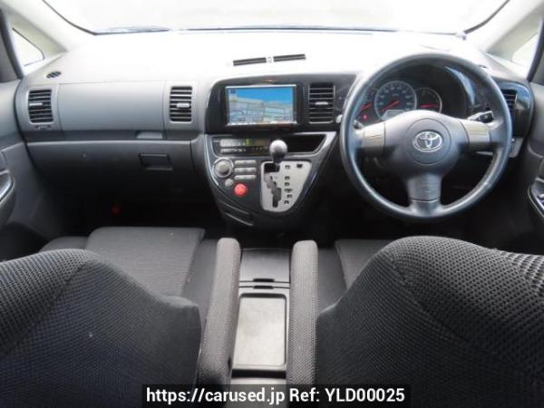 Used 2004 AT toyota wish ZNE10G Image[17]