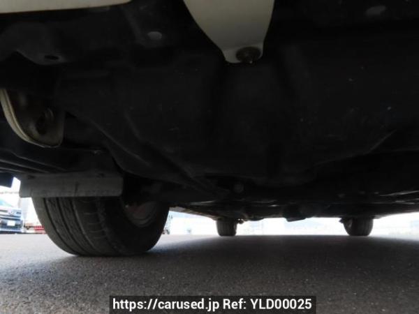 Used 2004 AT toyota wish ZNE10G Image[34]