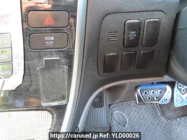 Used 2005 AT toyota alphard ANH10W Image[26]