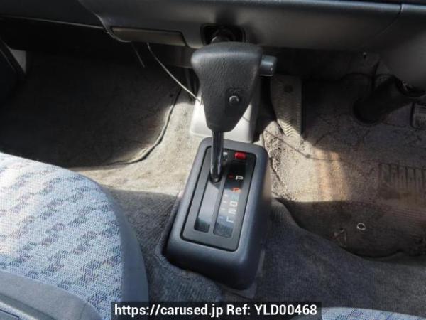 Used 2004 AT toyota hiace-commuter TRH124B Image[26]