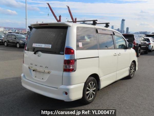 Used 2002 AT toyota noah AZR60G Image[6]