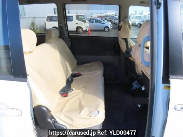 Used 2002 AT toyota noah AZR60G Image[14]