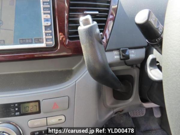 Used 2006 AT toyota noah AZR60G Image[31]