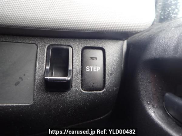 Used 2013 AT toyota hiace-van TRH200K Image[25]