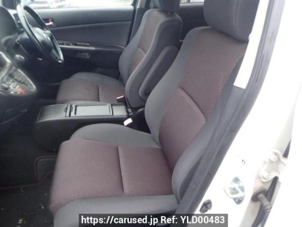 Used 2005 AT toyota wish ZNE10G Image[12]
