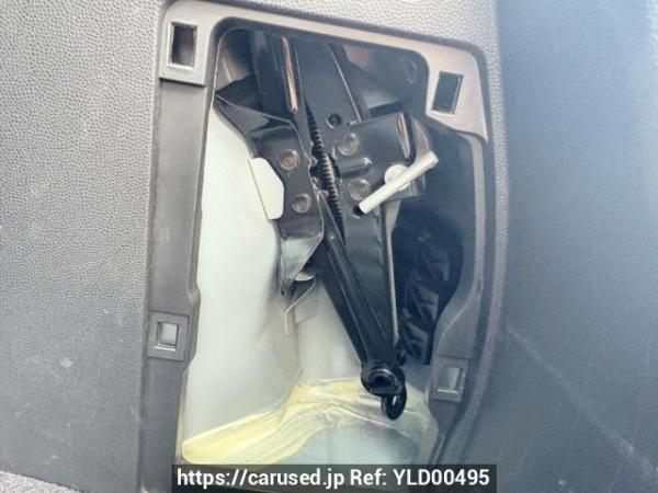 Used 2010 AT mazda demio DE3FS Image[45]