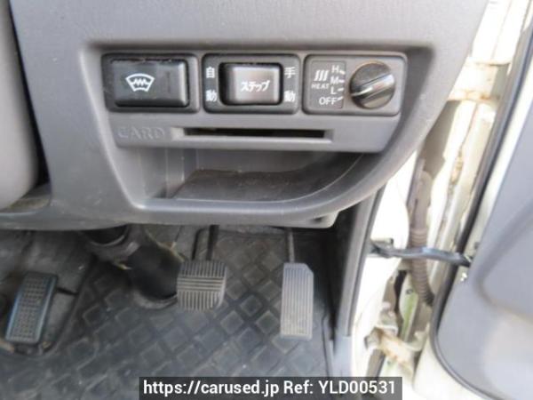 Used 2004 AT nissan caravan-bus DWMGE25 Image[35]