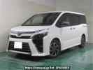 Toyota Voxy ZRR80W