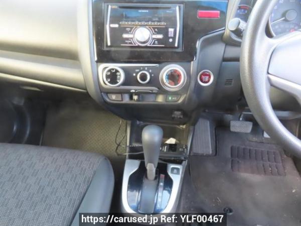 Used 2013 AT honda fit GK3 Image[18]