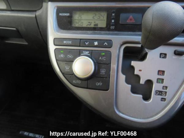 Used 2006 AT toyota wish ZNE10G Image[23]