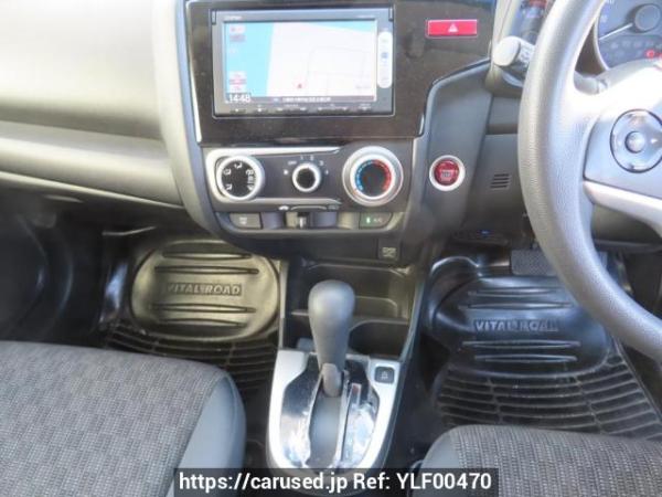 Used 2013 AT honda fit GK3 Image[19]