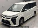 Toyota Voxy ZWR80W