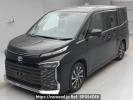 Toyota Voxy ZWR90W