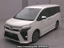 Toyota Voxy ZRR80W
