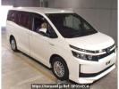 Toyota Voxy ZWR80G