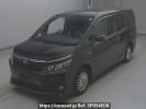 Toyota Voxy ZWR80G