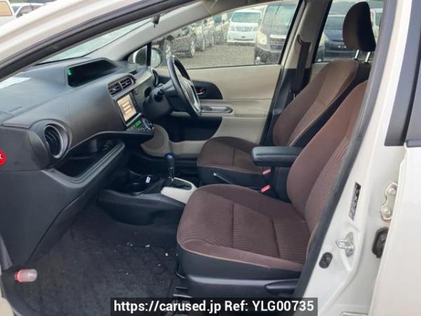 Used 2012 AT toyota aqua NHP10 Image[10]