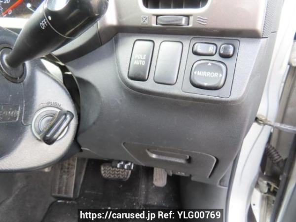 Used 2003 AT toyota wish ZNE10G Image[28]