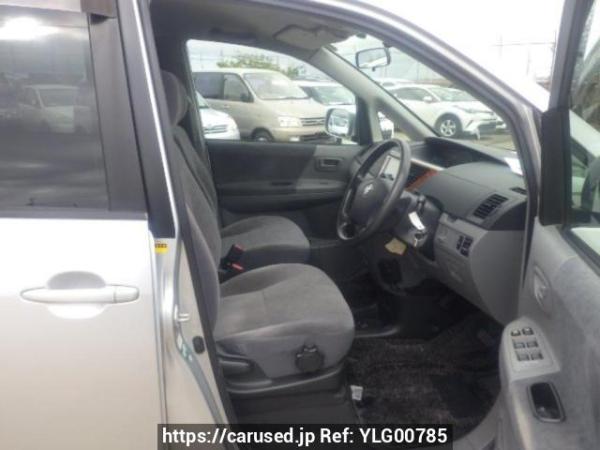Used 2005 AT toyota noah AZR60G Image[11]
