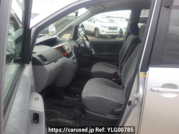 Used 2005 AT toyota noah AZR60G Image[12]