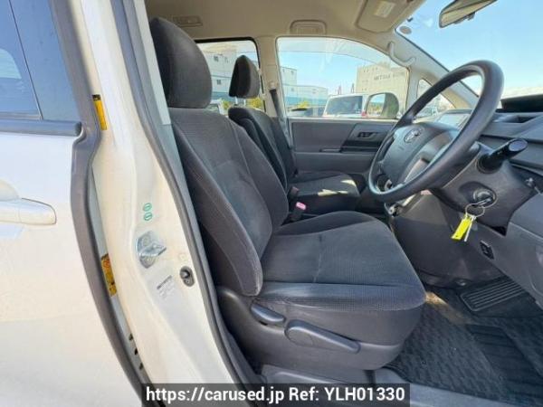 Used 2010 AT toyota voxy ZRR70G Image[12]