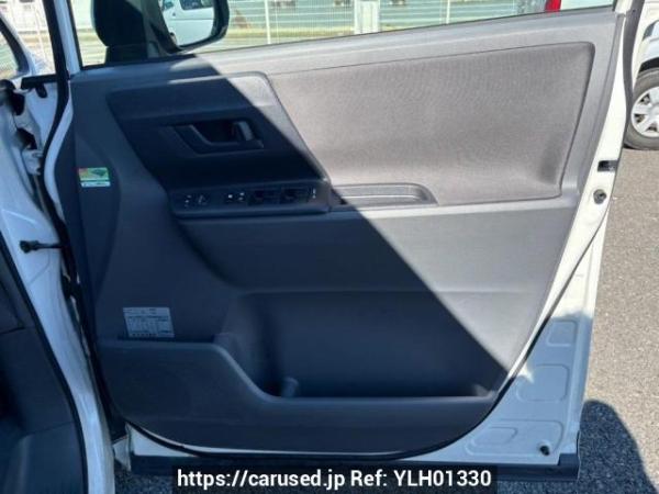 Used 2010 AT toyota voxy ZRR70G Image[31]