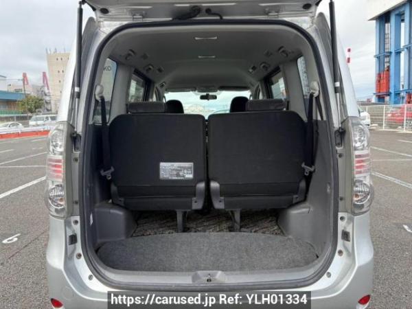 Used 2008 AT toyota voxy ZRR70G Image[8]