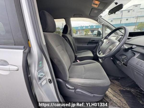 Used 2008 AT toyota voxy ZRR70G Image[12]