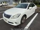 Toyota Crown GRS200