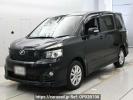 Toyota Voxy ZRR75W
