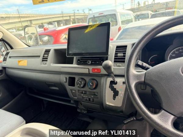 Used 2004 AT toyota hiace-wagon TRH214W Image[11]