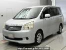 Toyota Noah ZRR70G