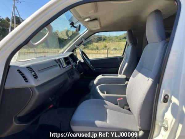 Used 2007 AT toyota hiace-wagon TRH214W Image[10]