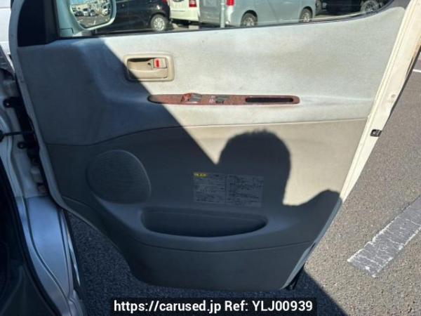 Used 1998 AT toyota regius-wagon RCH41W Image[31]