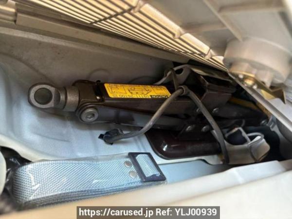 Used 1998 AT toyota regius-wagon RCH41W Image[47]