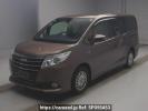 Toyota Noah ZWR80G