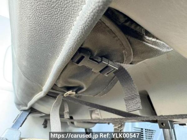 Used 2005 AT toyota hiace-van KDH200V Image[42]