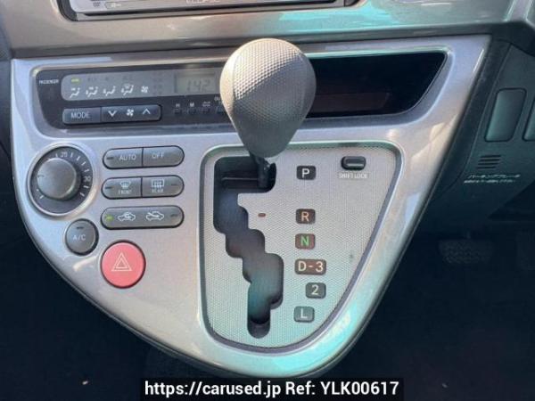 Used 2003 AT toyota wish ZNE10G Image[27]
