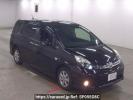 Toyota Isis ZGM10W
