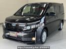 Toyota Voxy ZWR80G