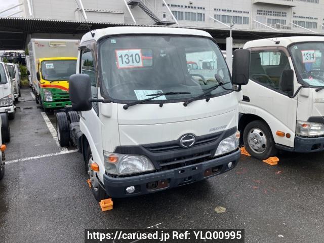Hino DUTRO 2015 from Japan